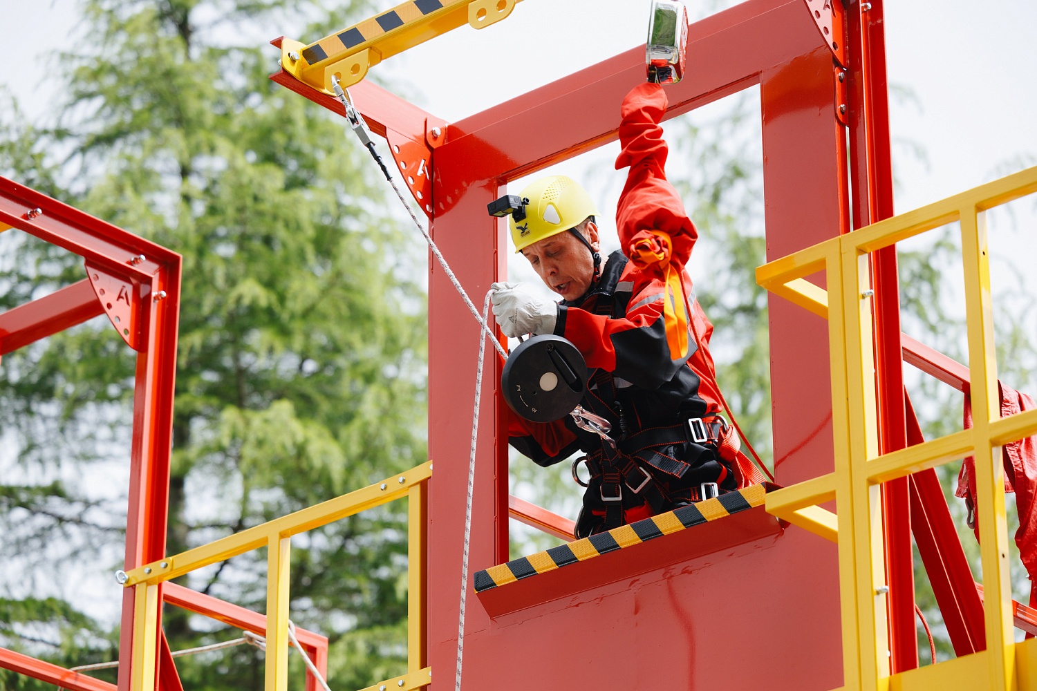 АЛЬФА ГРУПП приняло активное участие с 24 по 27 апреля в совещании на тему «Итоги работы по охране труда, промышленной, противофонтанной, пожарной и газовой безопасности в дочерних обществах и организациях ПАО „Газпром“ в 2023 году и задачи на 2024 год».